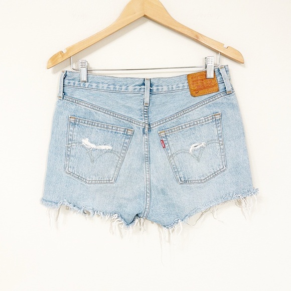 LEVI’S 501 Denim Cutoff Shorts Distressed/Destroyed Button Fly Relaxed Size 29 - Picture 4 of 7